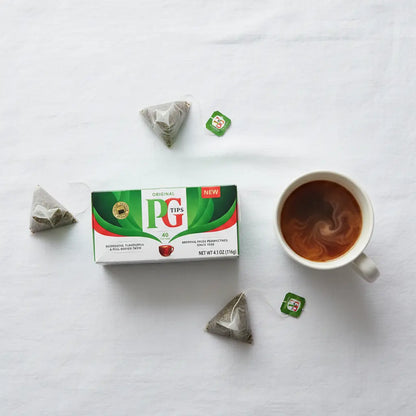 PG Tips Original 40 Tea Bags box with brewed black tea mug – classic British breakfast tea online Czech Republic